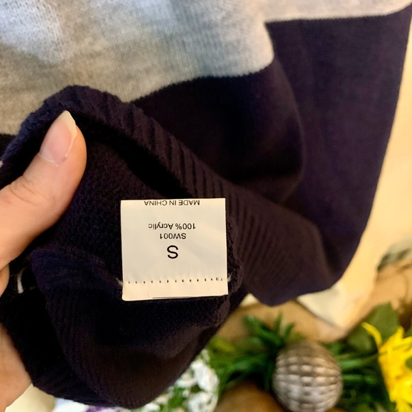 Striped LS Sweater Dress | S - Picture 3 of 6